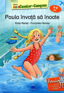 Paula învaţă să înoate